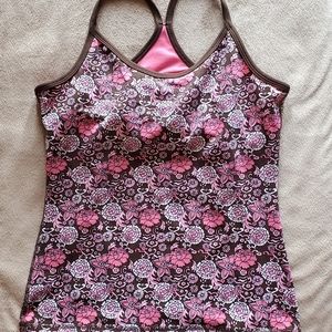 LULULEMON ATHLETIC TOP